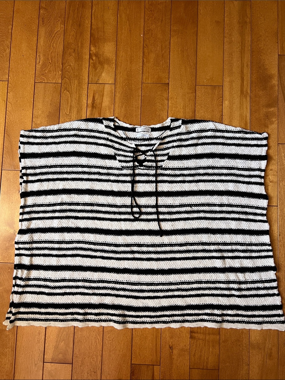 MANGO top